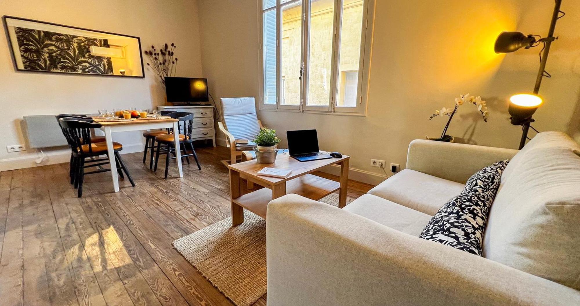 Apartamento Ac - Private Exterior - Au Pied Du Palais Des Papes! Aviñón Exterior foto